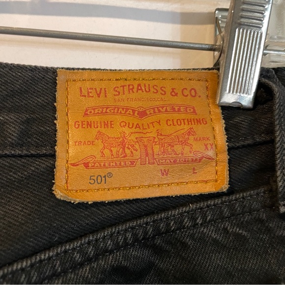 Levi’s Premium distressed 501 jeans size 0 - Picture 4 of 6